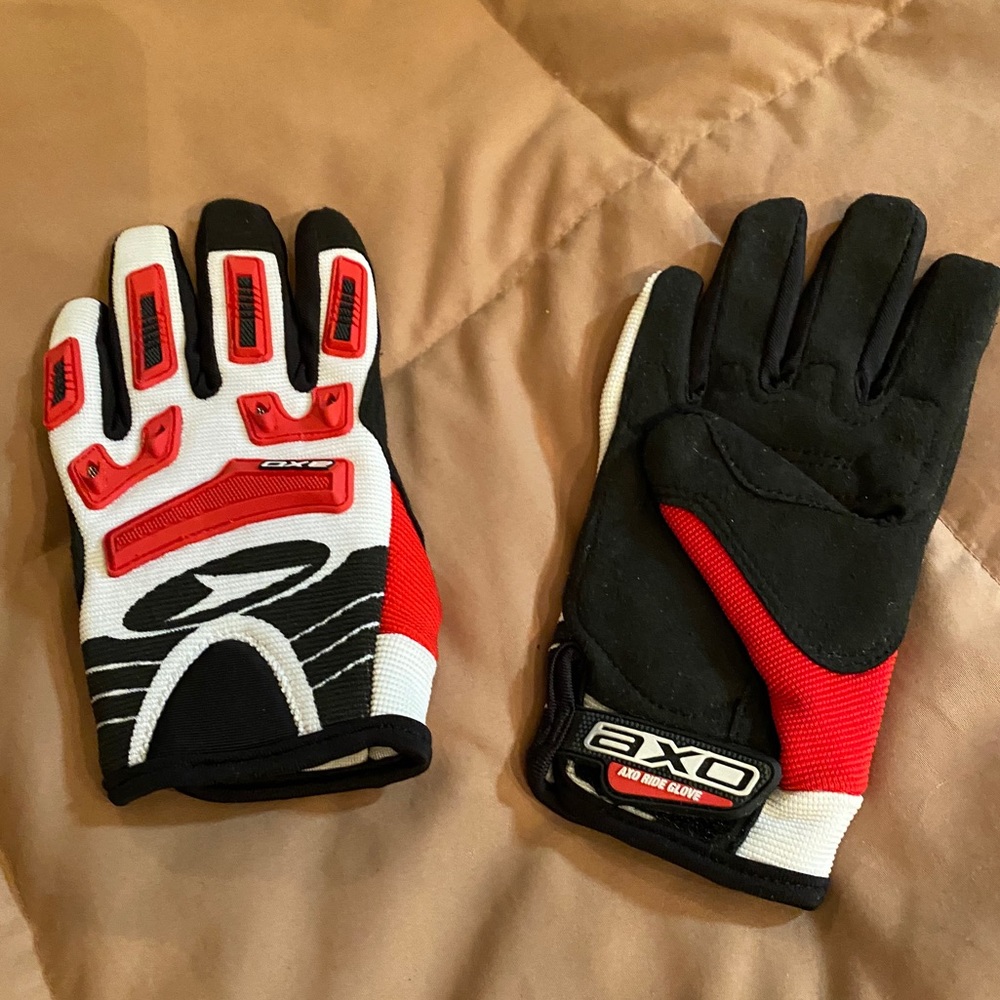 AXO Children’s Ride Glove size Small